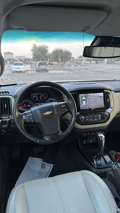Traiblezer offroad full sotiladi