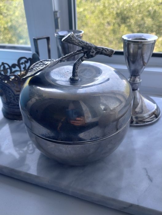 Продам серебряный подстаканник,подсвечники