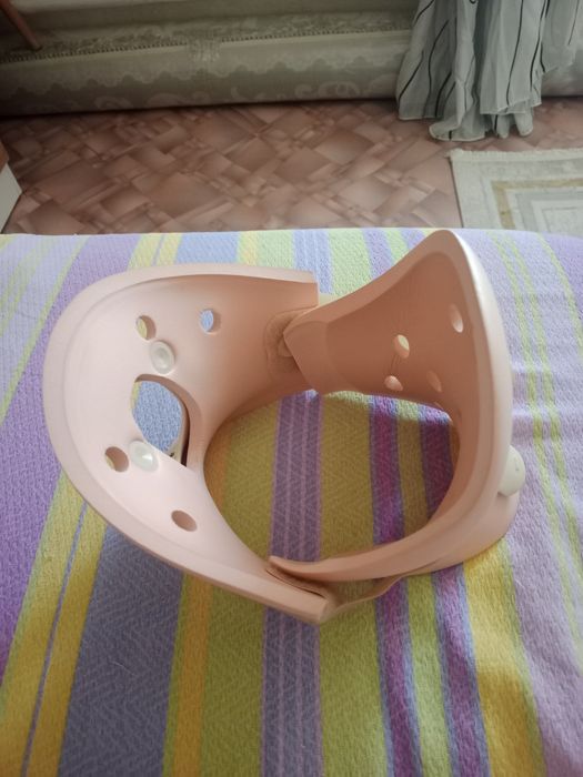 Продам шейный воротник (ортез Шанца)