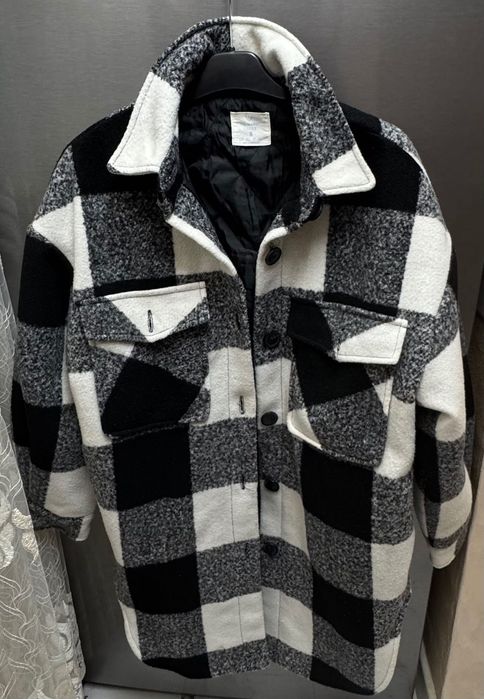 Яке С, Сако Л, Елек С,М