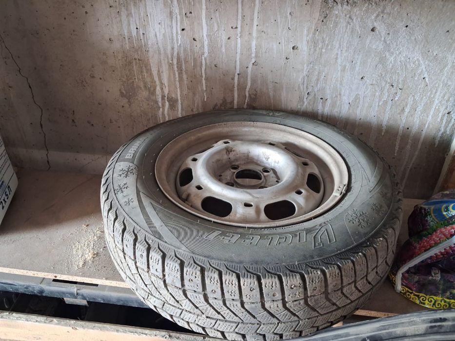 Шипы 14 размер. Комплект