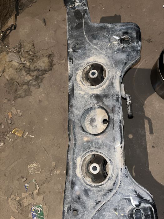 Задняя балка авто