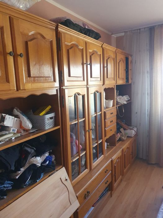 Vând apartament  cu 2 camere și sufragerie
