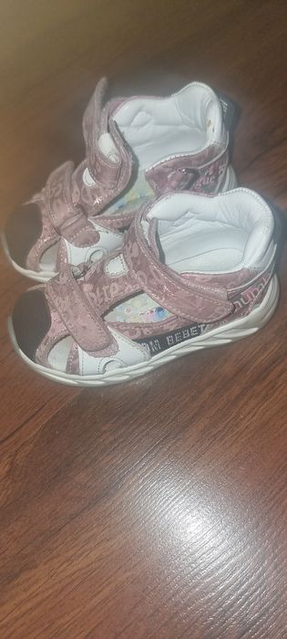 Сандали для девочки