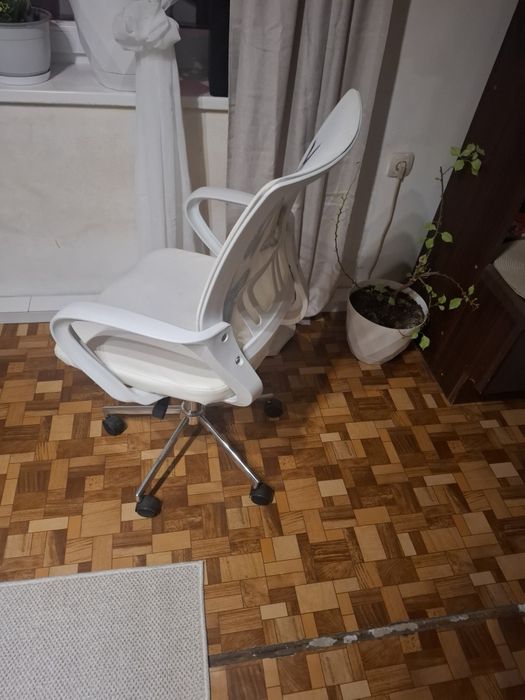Ученически стол..