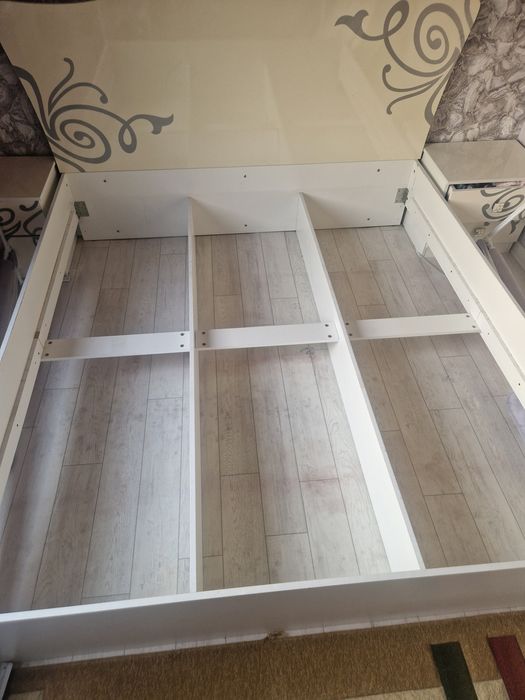 Кровать  двуспальная