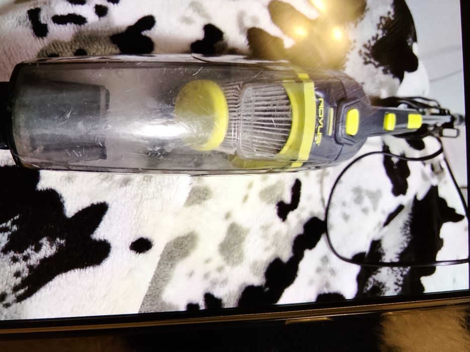 Tv model 2024 plus aspirator