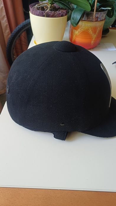 Каска за конна езда