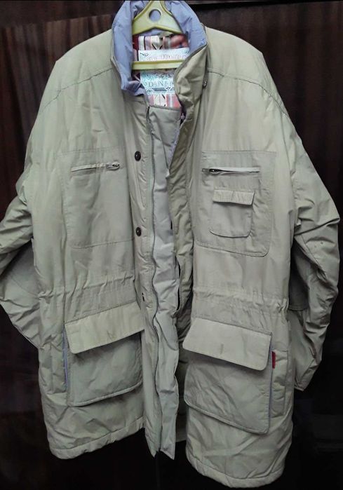 Продам зимнюю куртку