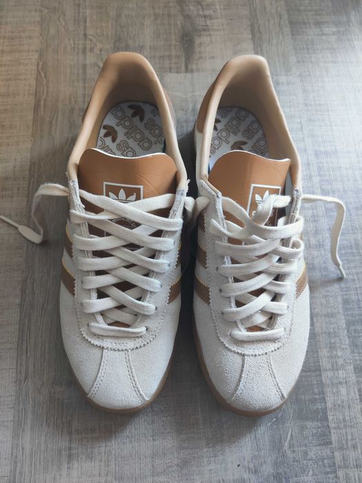 Adidas München – mărimea 39⅓, purtați o singură dată