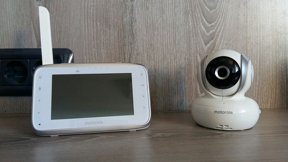 Видео Бебефон Motorola MBP 38S