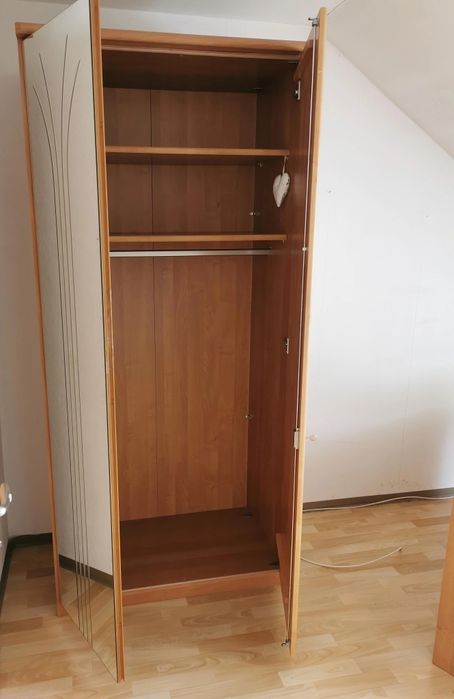 Dulap cu front din Lemn Masiv și Oglindă - Mobila Germania