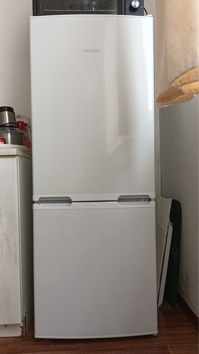 Холодильник 1,5 метра