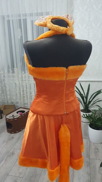 Костюм для маскарада "лисичка "