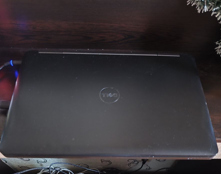 Лаптоп Dell latitude E5540