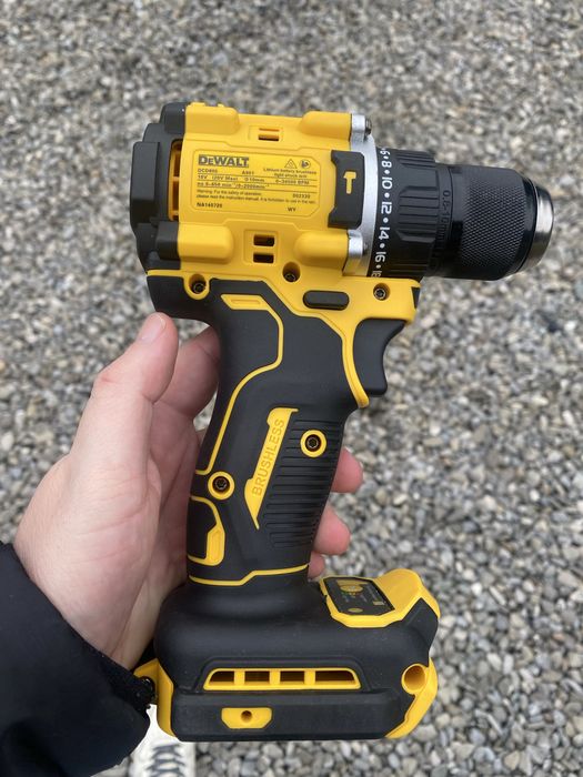 Bormasina dewalt dcd805 90nm noua