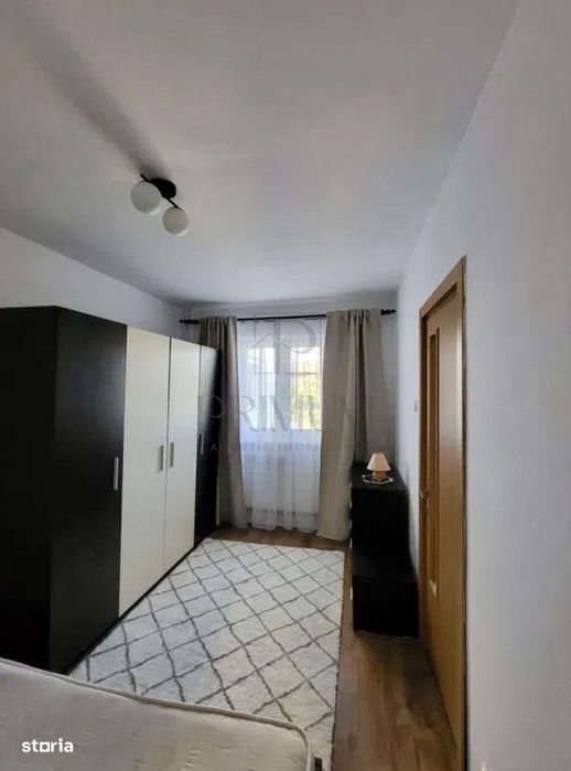 Olimpia, apartament 2 camere, semidecomandat, bloc izolat — fotografia 1