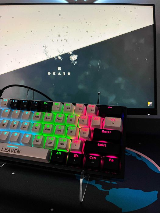 Tastatura mecanica modificata / lubrfiata manual - LEAVEN 61
