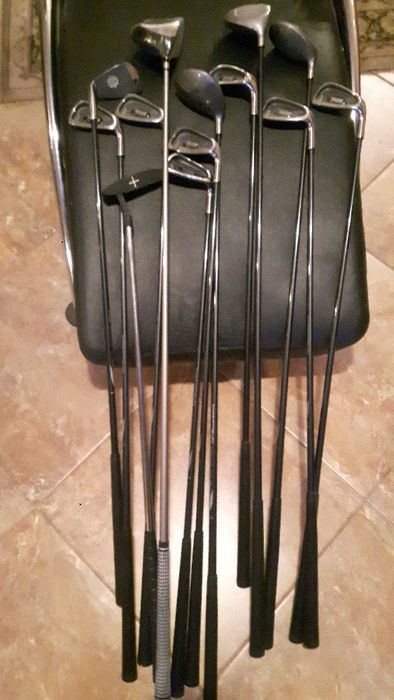 Комплект 12 броя нови немски стикове за голф