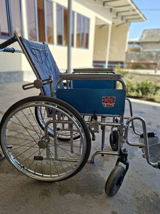 Коляска для инвалидов