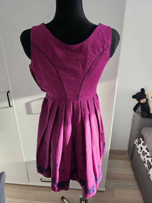 Rochie tradițională bavareză (Dirndl)