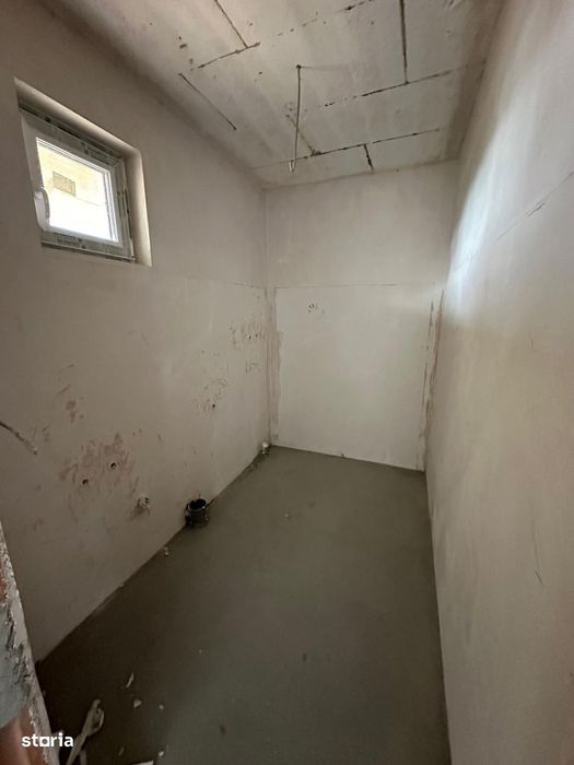 Casa individuala, cu etaj, in Clinceni