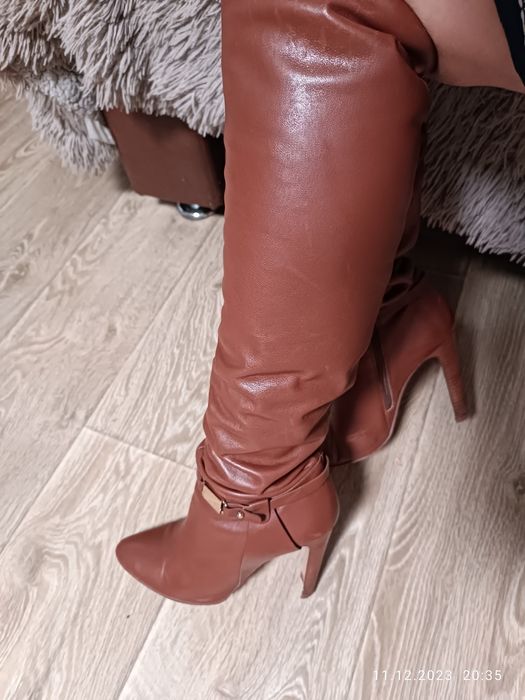 Продам сапоги димесезоные, кожаные, очень классные