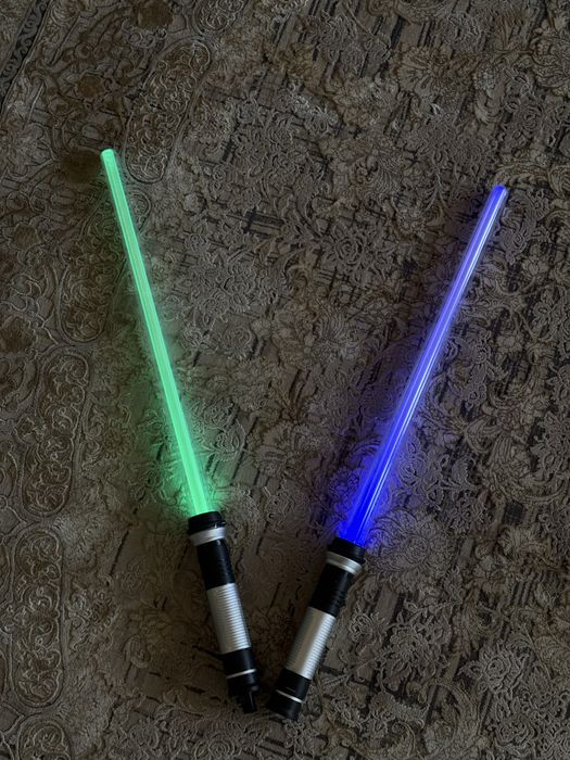 Продаетсямеч Звезды Войны Меч. Star War. M67 Maska Gas. Fonar.