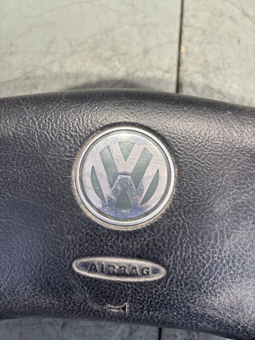 Volan cu comenzi Volkswagen VW Passat 2002 1.6 MT (102 hp)