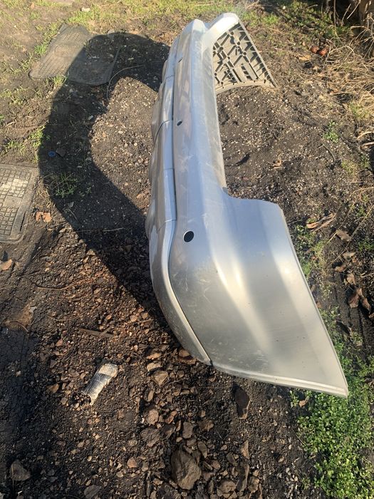 Десен фар w169, десен калник и задна броня w163, ляв стоп w203-комби