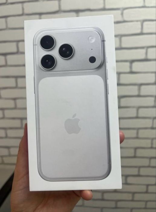 Iphone 17 pro б/у