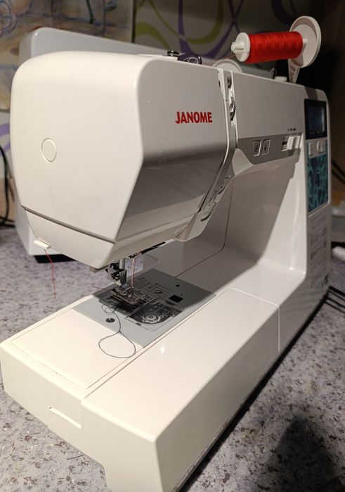 Машинка Janome DC 3900