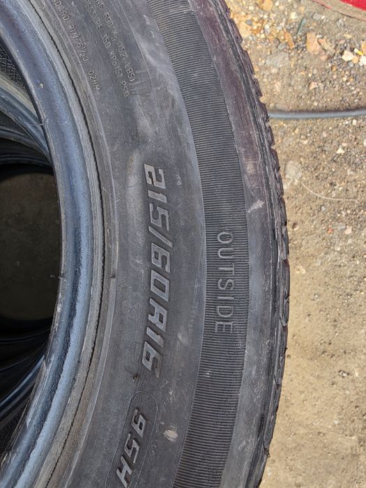 Продам комплект шин 215/60 r16