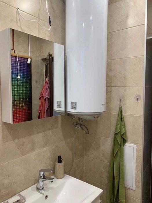 Дава се под наем Тристаен апартамент в Велико Търново, Център - 98 кв.м за 433.5 € - Снимка #5