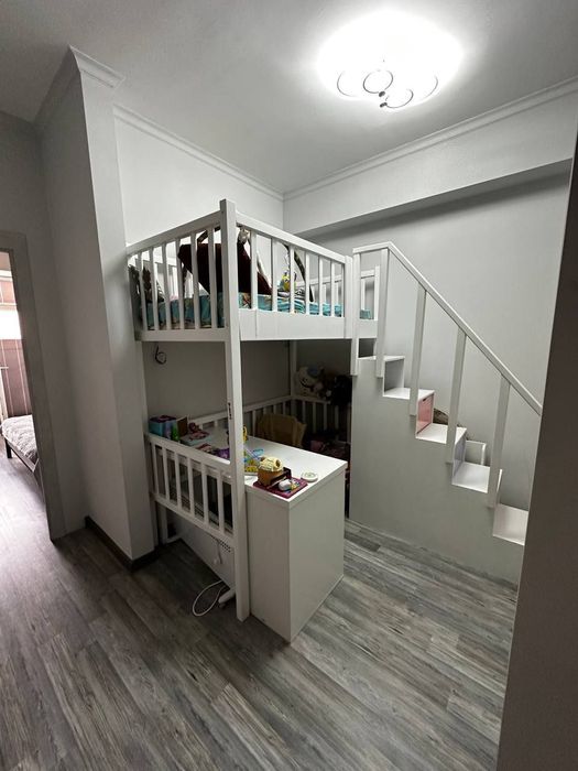 ТТЗ АХМАД ЮГНАКИ да ЯНГИ КУРИЛГАН уйда 2-хонали квартира сотилвотти 2