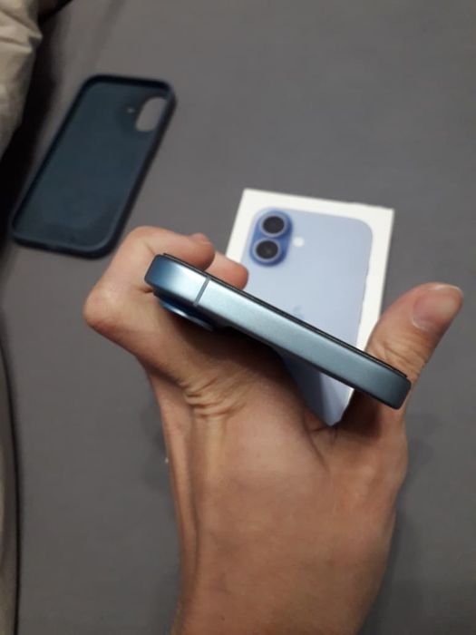 Смартфон Apple iPhone 17 256GB на гарантии