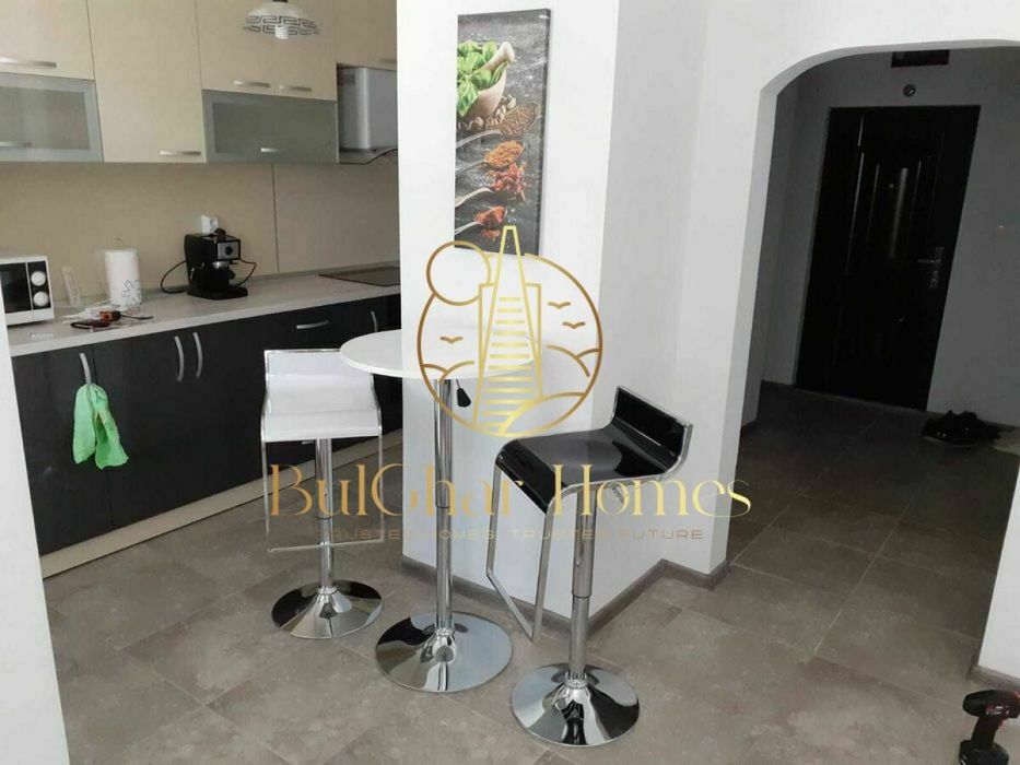 Дава под наем 3-стаен гр. Варна 87m²