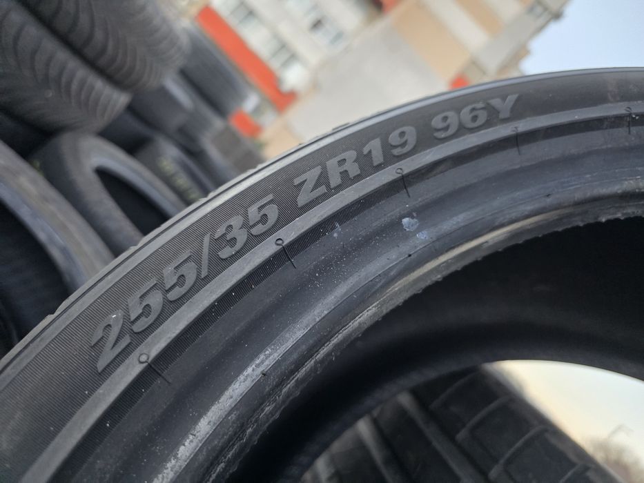 4бр Като нови летни гуми 255 35 19 - Kumho DOT 2024