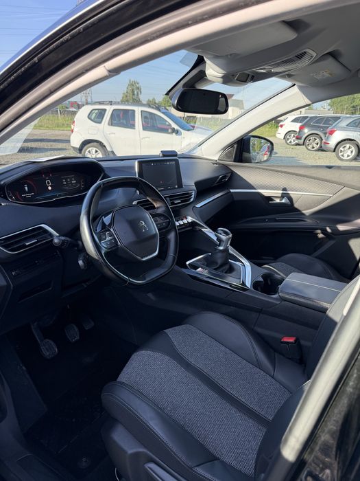 Peugeot 5008 / 1.6 HDI / An 2017