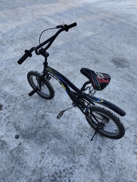 Продаю детский велосипед .