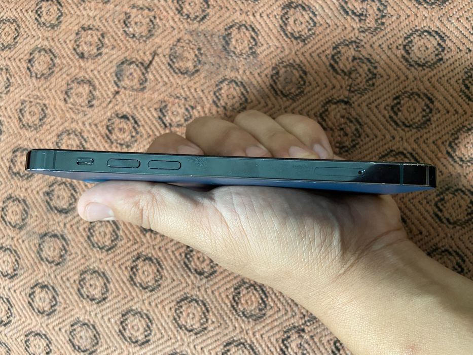 iPhone 12про 256