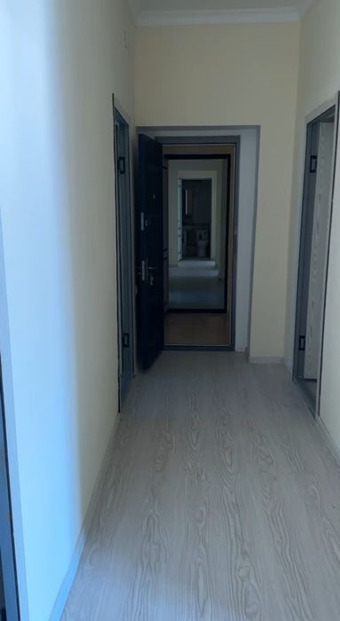 Срочно продаётся квартира 8 комнатная