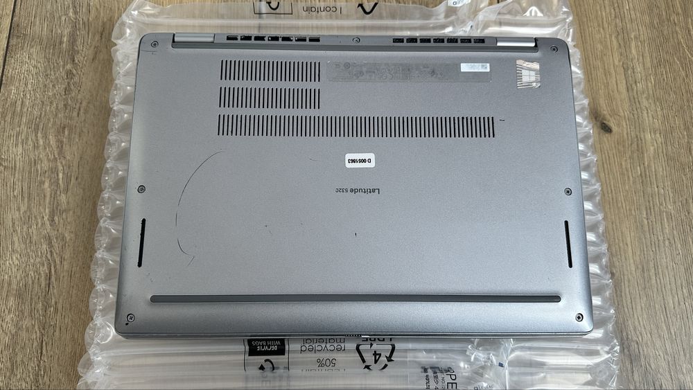 Лаптоп Dell Latitude 5320 FHD 13.3” Intel i5-1145G7 16GB RAM 256GB SSD