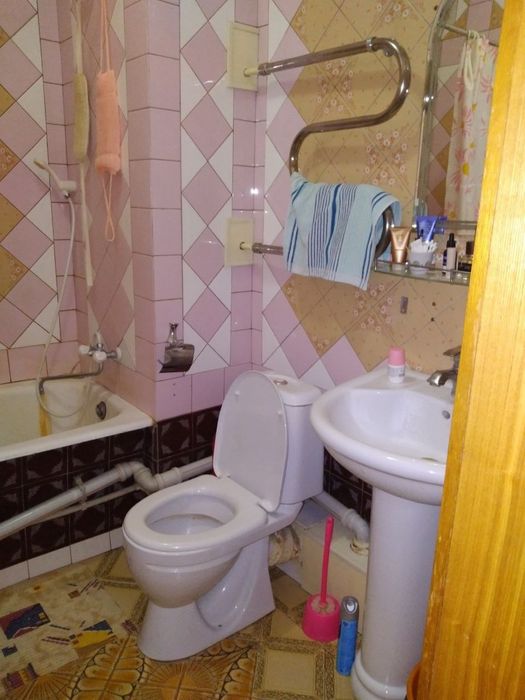 Срочно Продаётся Мирза Улугбекская район