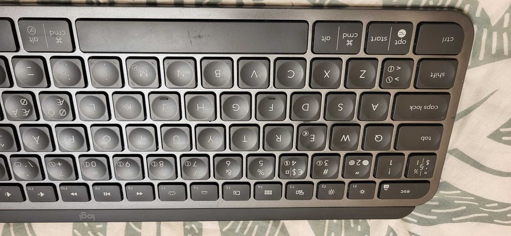 Logi MX Keys Logitech Tastatura Wireless Bluetooth fuctionala  160 Lei