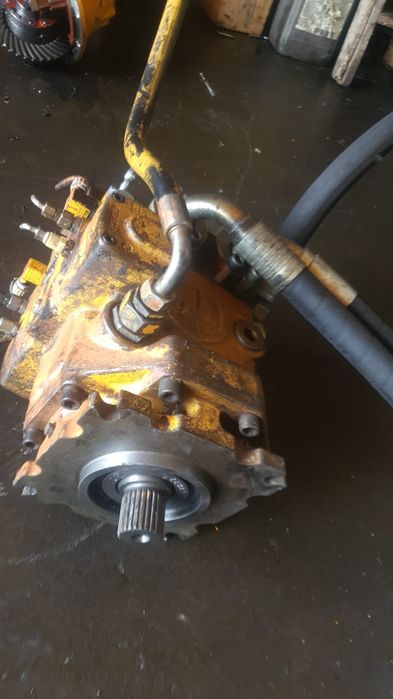 Pompa hidraulica  de mars pentru  Liebherr 551