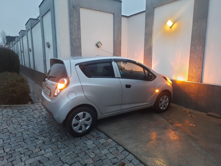 Тоза ва тиник машина олинг маза килиб мининг.