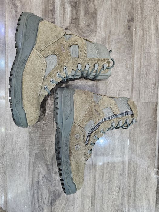 Bocanci militari Belleville cu fermoar in lateral nr 39-40.