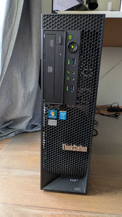 Мощна двупроцесорна работна станция Lenovo C30