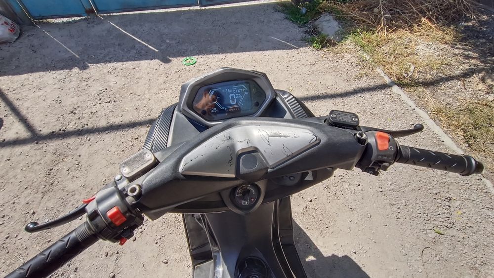 Мопед y-Max 2024 года